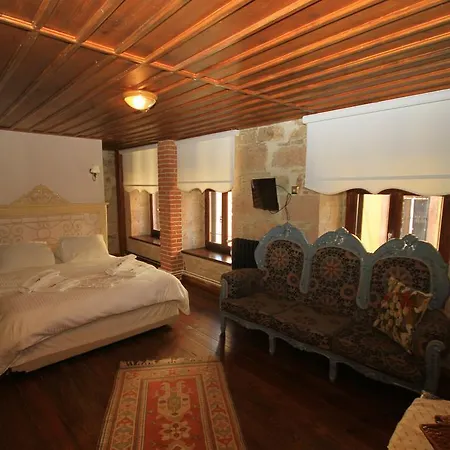 Guest house Derya Hanim Konagi *