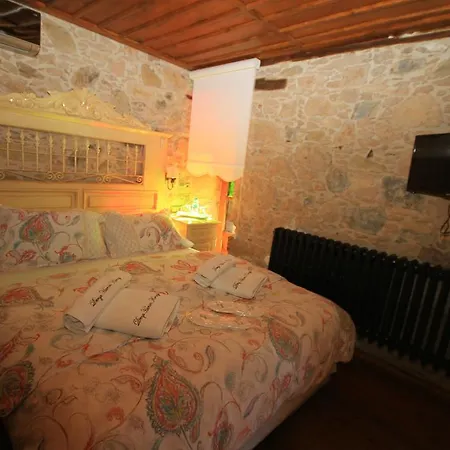 Derya Hanim Konagi Ayvalik